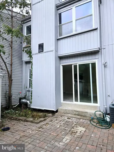Exterior - 17423 Hughes Rd, Poolesville, MD 20837 photo 6 of 6