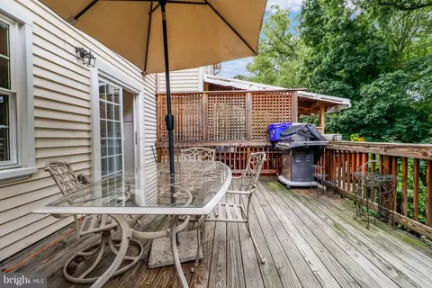 Exterior - 3021 Mozart Dr, Silver Spring, MD 20904 photo 3 of 5