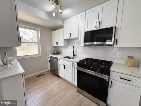 11916 Judson Ct, Wheaton, MD 20902 photo 2