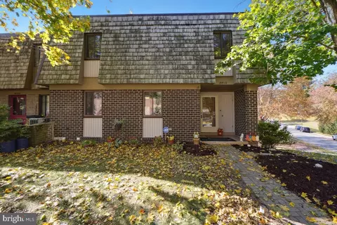 19510 Worsham Ct, Montgomery Village, MD 20886