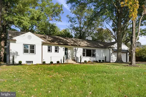 16617 Alden Ave, Gaithersburg, MD 20877