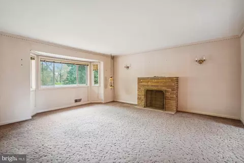 2209 Ellis St, Silver Spring, MD 20910 photo 3