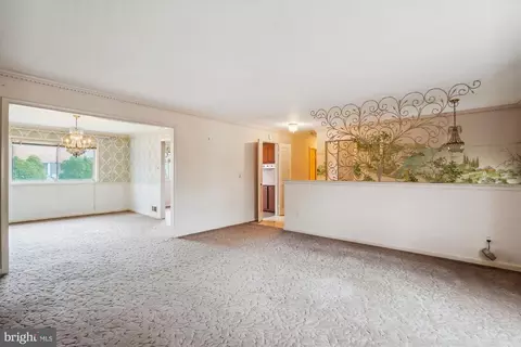 2209 Ellis St, Silver Spring, MD 20910 photo 4