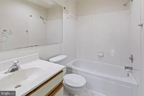 Bath - 13601 Sir Thomas Way #2 C 34, Silver Spring, MD 20904 photo 1 of 3