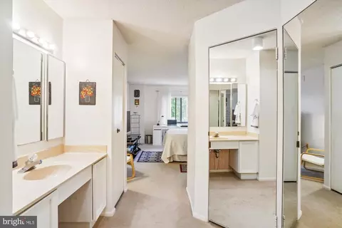 15107 Interlachen Dr #2-209, Silver Spring, MD 20906 photo 19