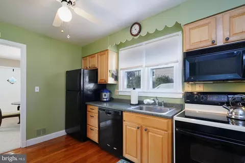 1000 Hollywood Ave, Silver Spring, MD 20904 photo 9