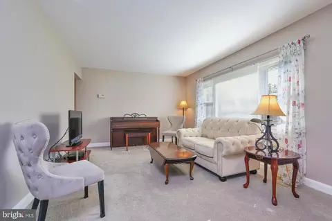 1000 Hollywood Ave, Silver Spring, MD 20904 photo 5