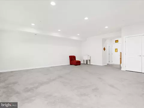Living - 1027 Mutual Pl, Sandy Spring, MD 20860 photo 2 of 9