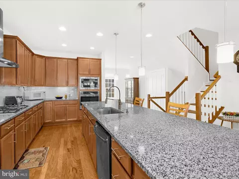 Kitchen - 1027 Mutual Pl, Sandy Spring, MD 20860 photo 5 of 6