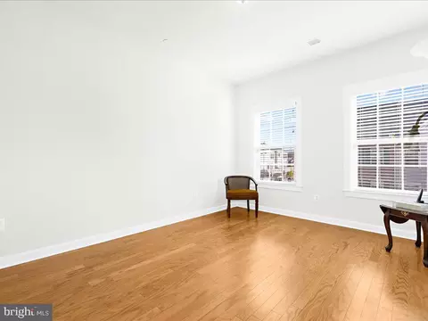 Living - 1027 Mutual Pl, Sandy Spring, MD 20860 photo 9 of 9