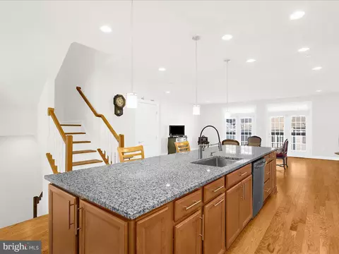 Entry Way - 1027 Mutual Pl, Sandy Spring, MD 20860 photo 2 of 3