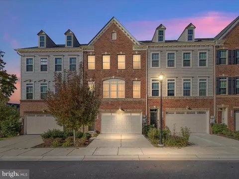 1027 Mutual Pl, Sandy Spring, MD 20860