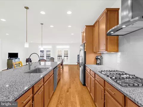 Kitchen - 1027 Mutual Pl, Sandy Spring, MD 20860 photo 2 of 6