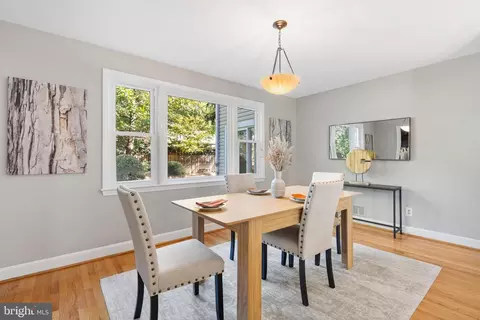 1707 White Oak Dr, Silver Spring, MD 20910 photo 10