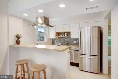 12712 Holdridge Rd, Silver Spring, MD 20906 photo 5