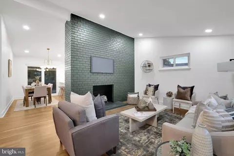 802 Hillsboro Dr, Silver Spring, MD 20902 photo 4