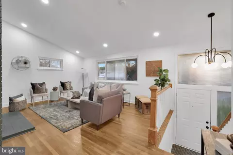 802 Hillsboro Dr, Silver Spring, MD 20902 photo 30