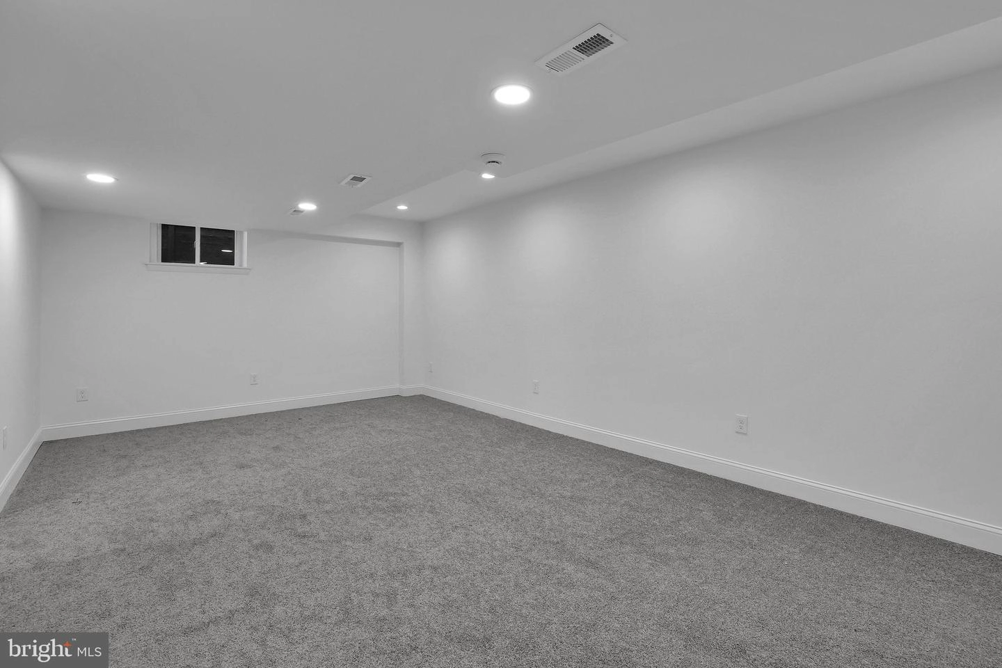 802 Hillsboro Dr, Silver Spring, MD 20902 photo 34