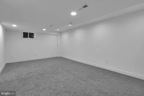 802 Hillsboro Dr, Silver Spring, MD 20902 photo 34