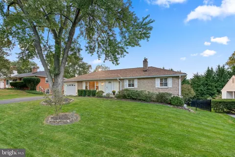 19200 Mount Airey Rd, Brookeville, MD 20833