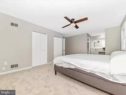Bedroom - 13816 N Gate Dr, Silver Spring, MD 20906 photo 3 of 10