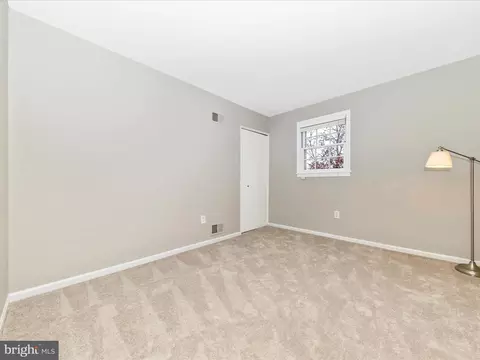 Bedroom - 13816 N Gate Dr, Silver Spring, MD 20906 photo 5 of 10