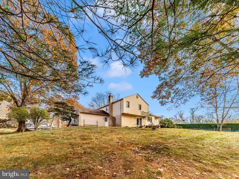 Exterior - 13816 N Gate Dr, Silver Spring, MD 20906 photo 9 of 11