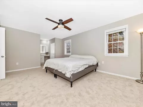 Bedroom - 13816 N Gate Dr, Silver Spring, MD 20906 photo 2 of 10