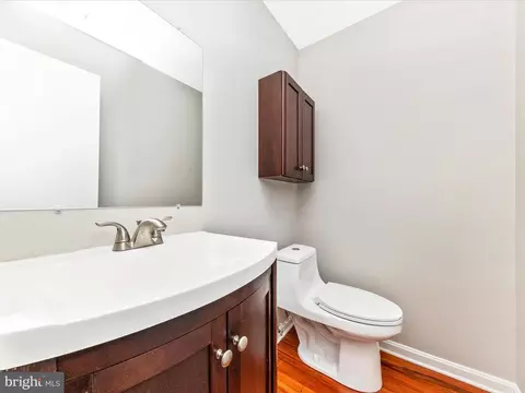 Bath - 13816 N Gate Dr, Silver Spring, MD 20906 photo 1 of 4
