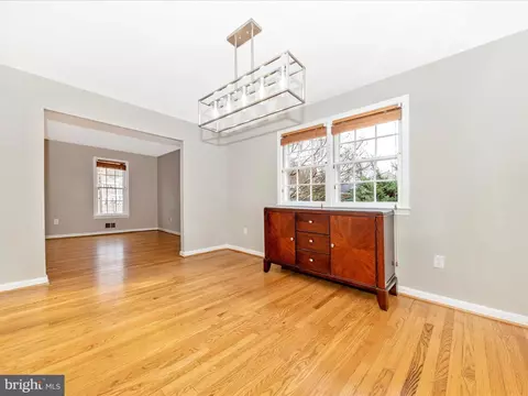 Living - 13816 N Gate Dr, Silver Spring, MD 20906 photo 5 of 8