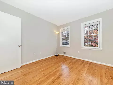 Bedroom - 13816 N Gate Dr, Silver Spring, MD 20906 photo 10 of 10