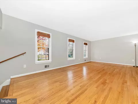 Living - 13816 N Gate Dr, Silver Spring, MD 20906 photo 3 of 8