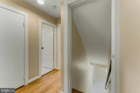Entry Way - 618 Potomac Ave, Silver Spring, MD 20910 photo 8 of 12
