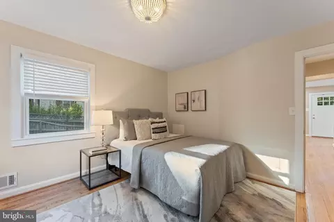 Bedroom - 618 Potomac Ave, Silver Spring, MD 20910 photo 2 of 11