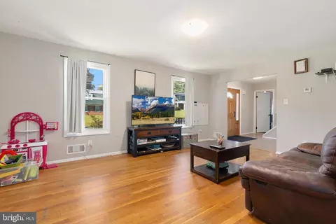 12617 Laurie Dr, Silver Spring, MD 20904 photo 7