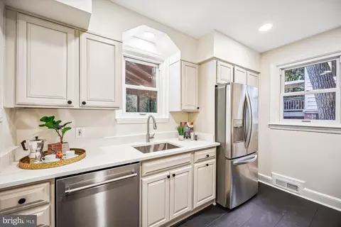 Kitchen - 1502 Live Oak Dr, Silver Spring, MD 20910 photo 1 of 4