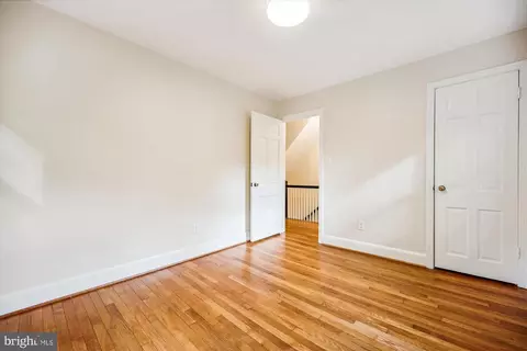Bedroom - 1502 Live Oak Dr, Silver Spring, MD 20910 photo 6 of 7