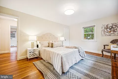 Bedroom - 1502 Live Oak Dr, Silver Spring, MD 20910 photo 2 of 7