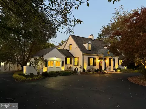 812 Orchard Way, Silver Spring, MD 20904