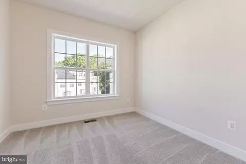 Bedroom - 2547 Auden Dr, Silver Spring, MD 20906 photo 2 of 2