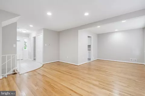 Living - 11501 Regency Dr, Potomac, MD 20854 photo 3 of 8