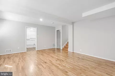 Living - 11501 Regency Dr, Potomac, MD 20854 photo 7 of 8