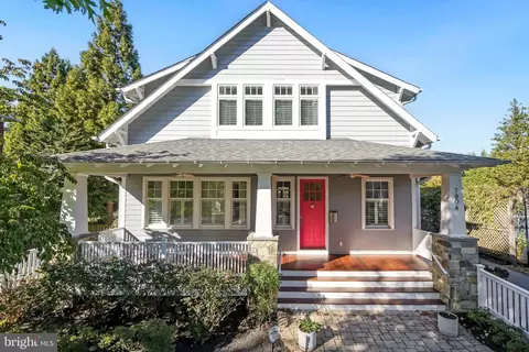 7904 Glenbrook Rd, Bethesda, MD 20814