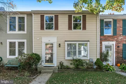 20 Orion Club Dr, Ashton, MD 20861