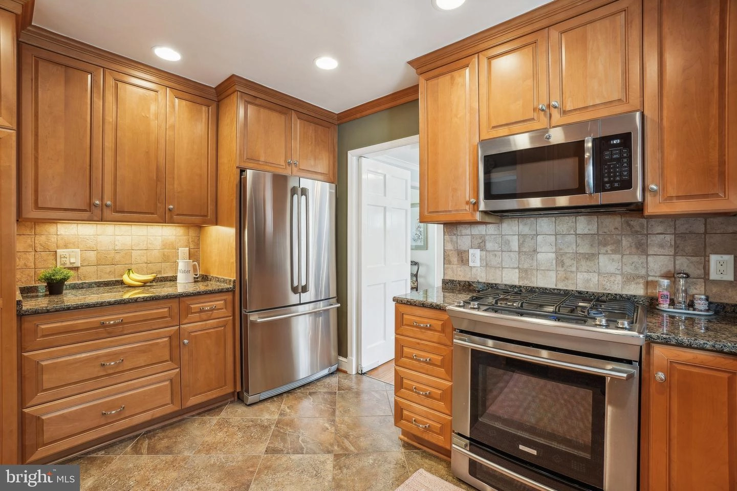 Kitchen - 10404 Naglee Rd, Silver Spring, MD 20903 photo 2 of 2