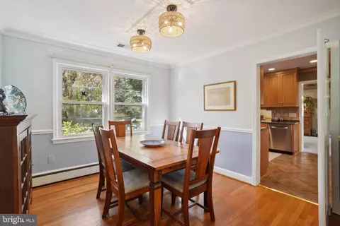 Dining - 10404 Naglee Rd, Silver Spring, MD 20903 photo 1 of 3