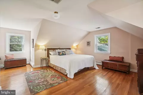 Bedroom - 10404 Naglee Rd, Silver Spring, MD 20903 photo 1 of 4