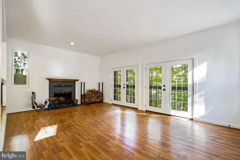 Living - 302 Mississippi Ave, Silver Spring, MD 20910 photo 3 of 8