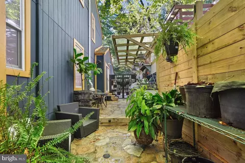 Exterior - 302 Mississippi Ave, Silver Spring, MD 20910 photo 5 of 9