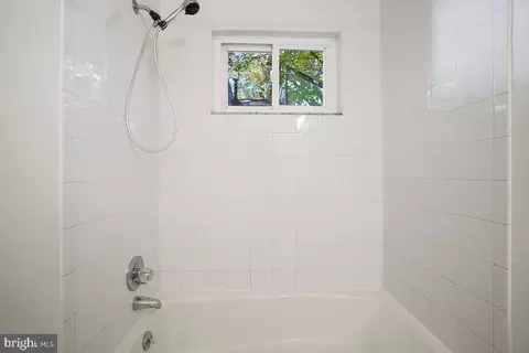 Bath - 302 Mississippi Ave, Silver Spring, MD 20910 photo 2 of 5